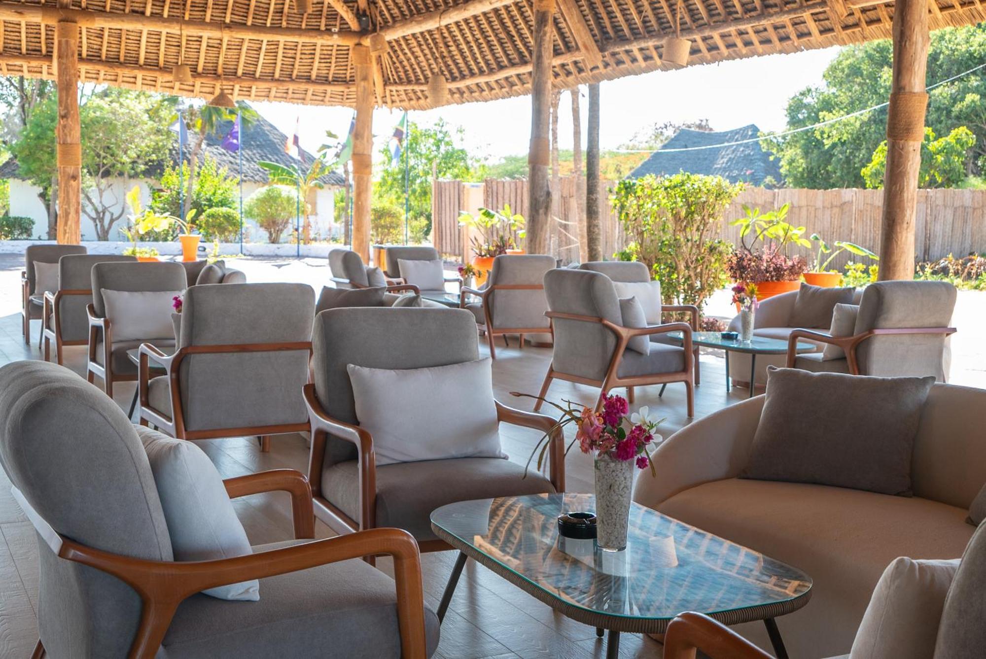 Royal Mandarin Hotel & Resort Pwani Mchangani Eksteriør billede